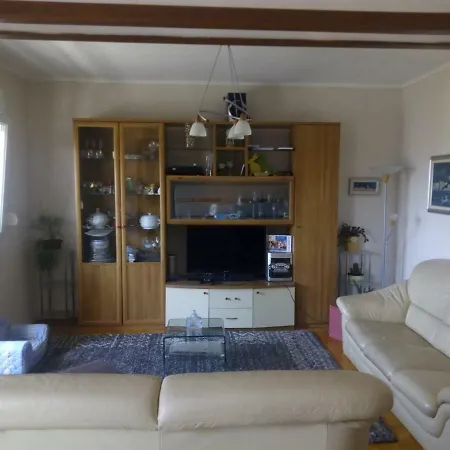 Cosy Near Split 公寓 *