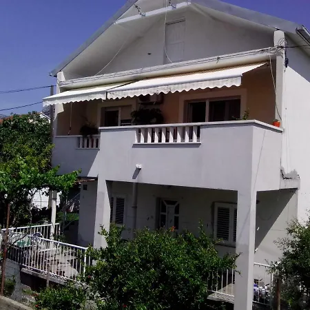 Cosy Near Split 公寓 索林
